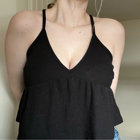 Black flowy peplum top - Picture 4 of 4